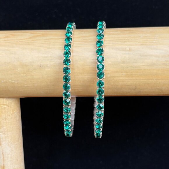 Two Vintage Stretch Rhinestone Bracelets in Emerald Green & Silver - Picture 2 of 5